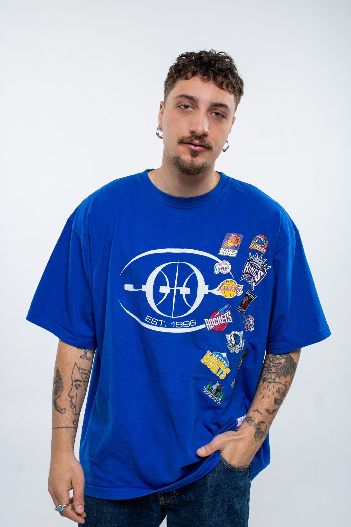 Vintage 1996 NBA UNK Team Logo T-Shirt