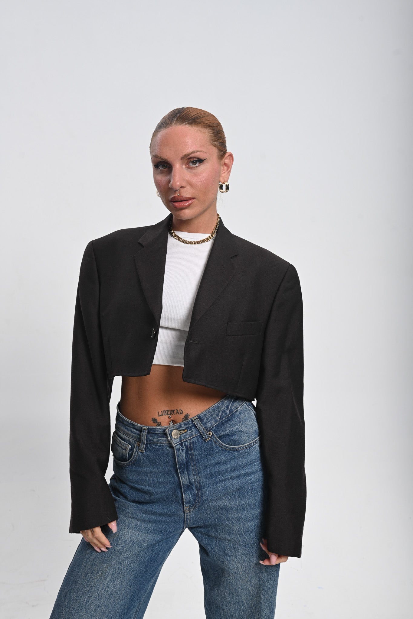 Μεταποιημένο crop blazer