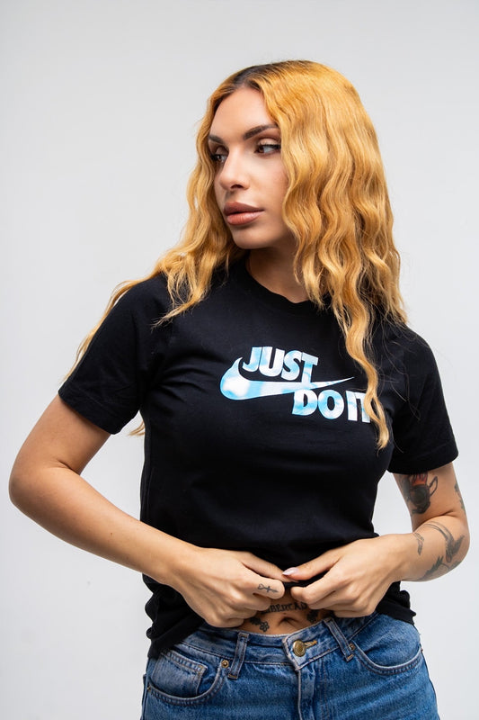 Nike T-shirt