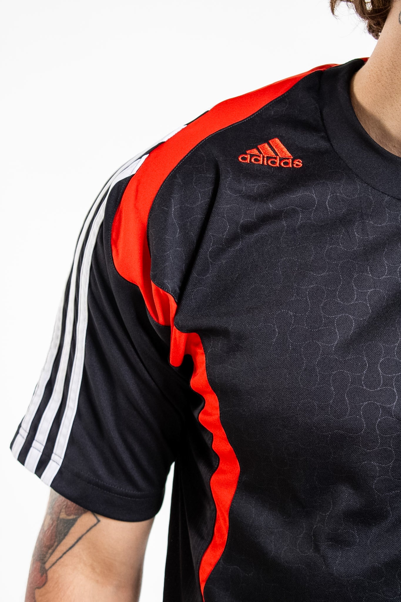 Adidas T-shirt
