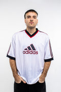 Adidas T-shirt