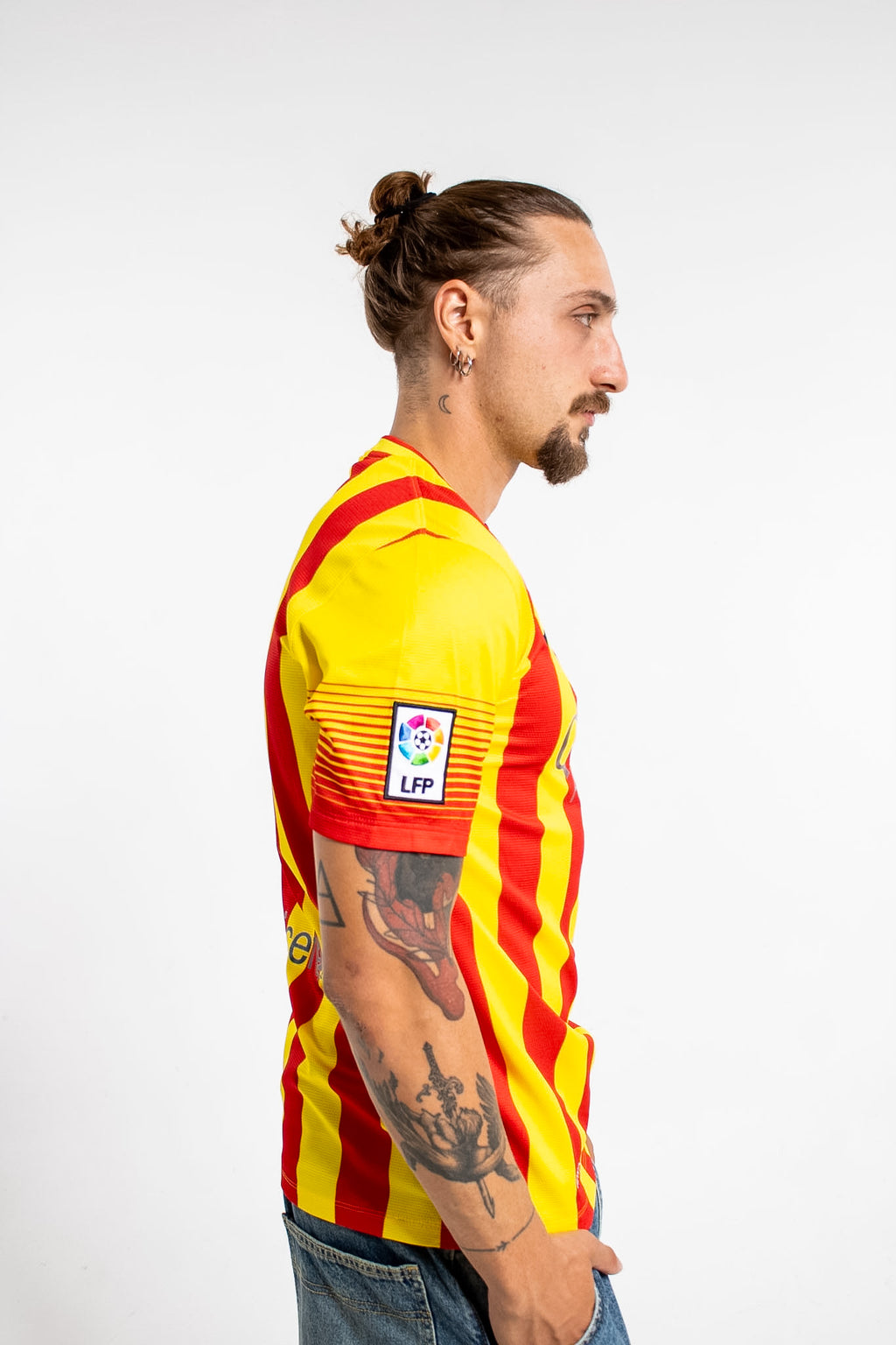 Retro Nike FC Barcelona Away "Senyera" Jersey - 2013/2014