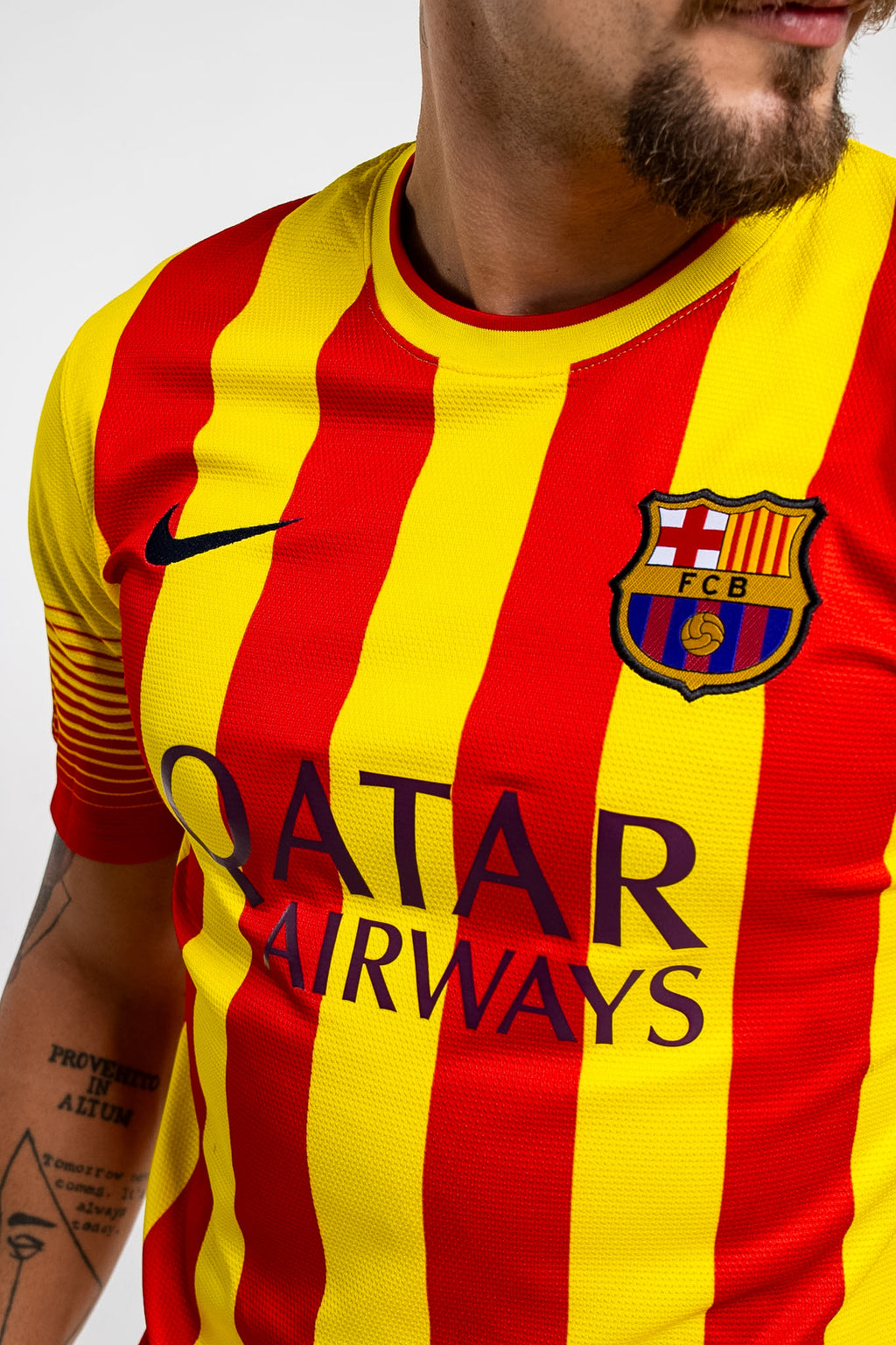 Retro Nike FC Barcelona Away "Senyera" Jersey - 2013/2014