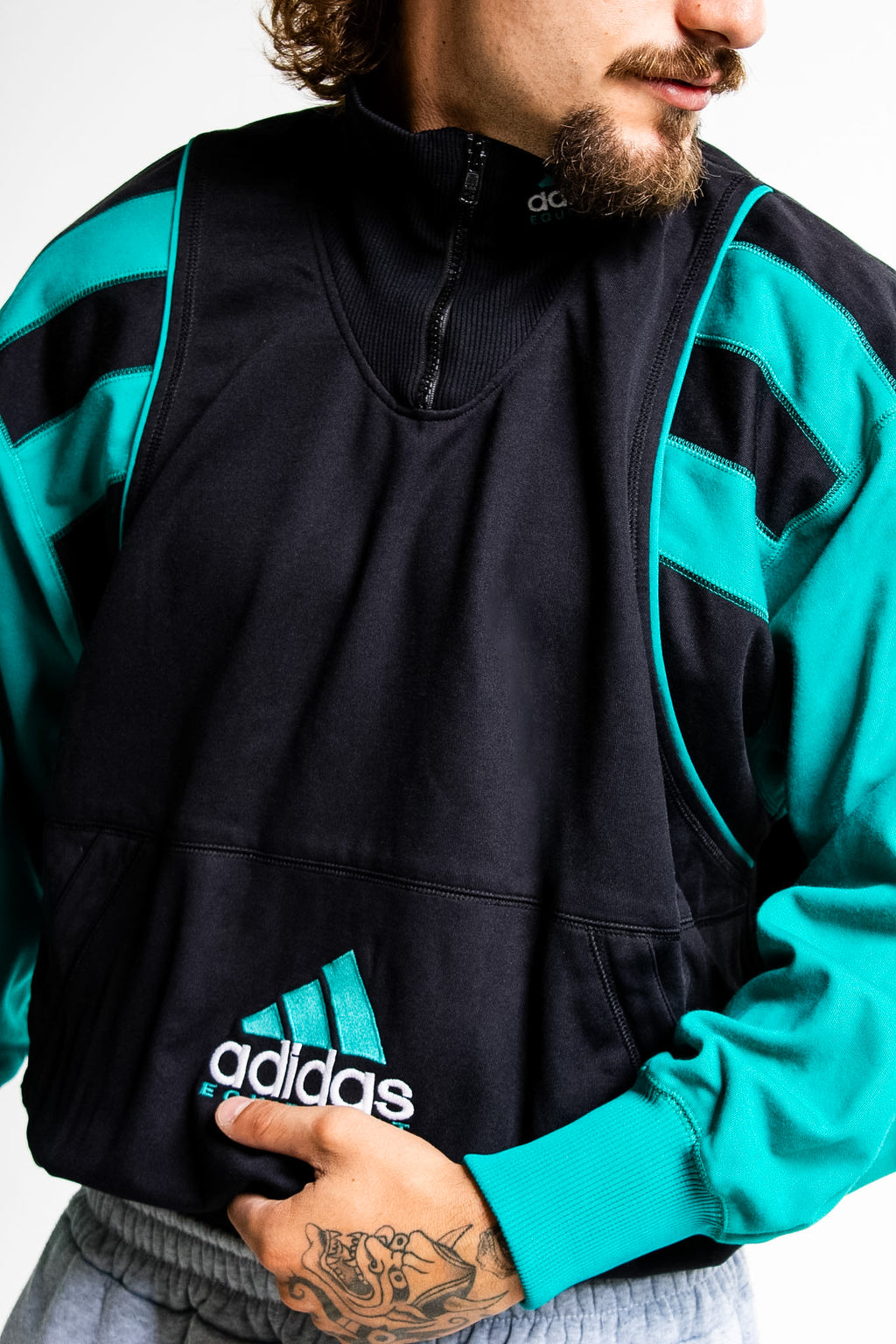 Ultra Rare Vintage 
Half-zip Sweatshirt -90s