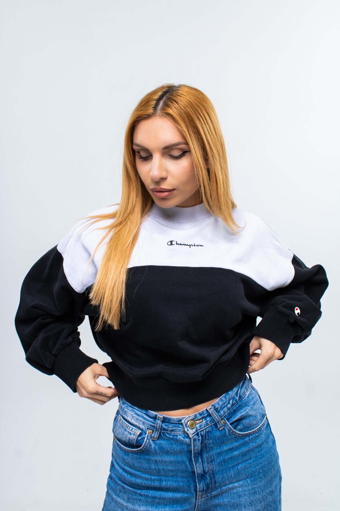 Champion Cropped Sweatshirt