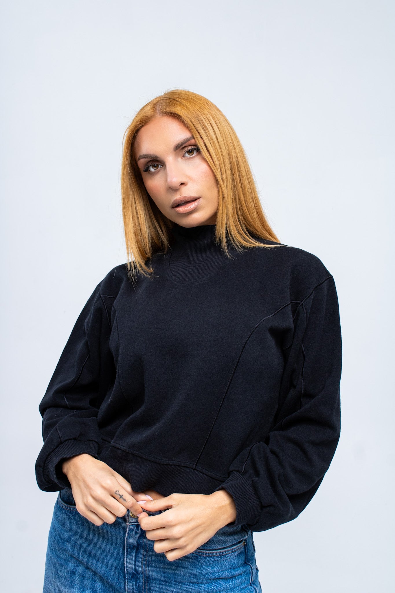 Adidas crop Sweatshirt