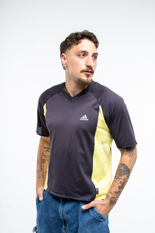 Adidas T-shirt