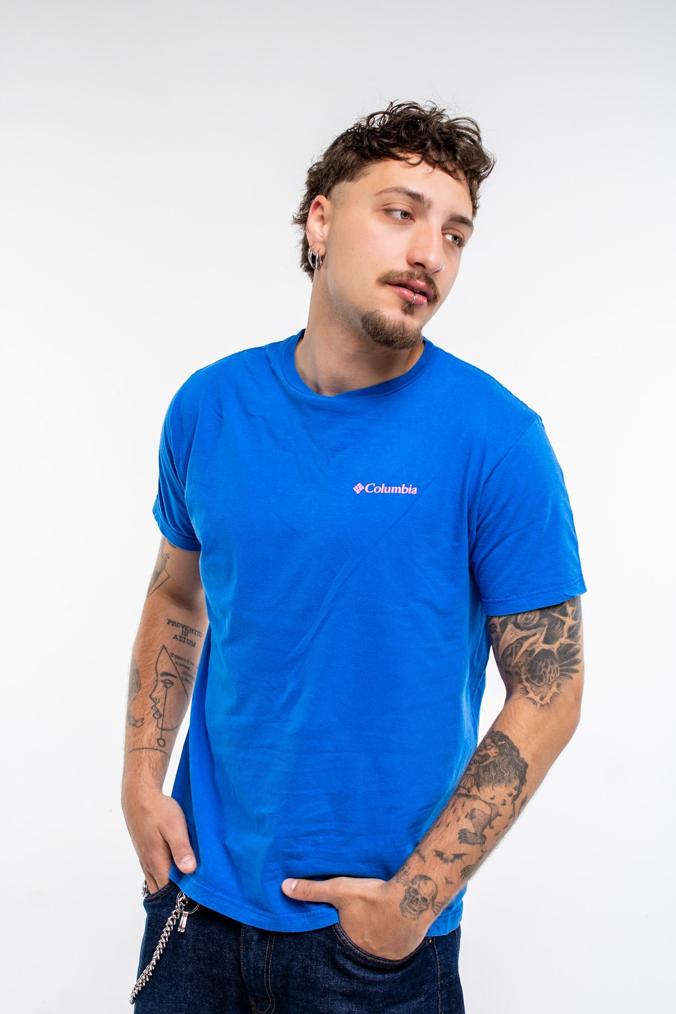 Columbia t-shirt