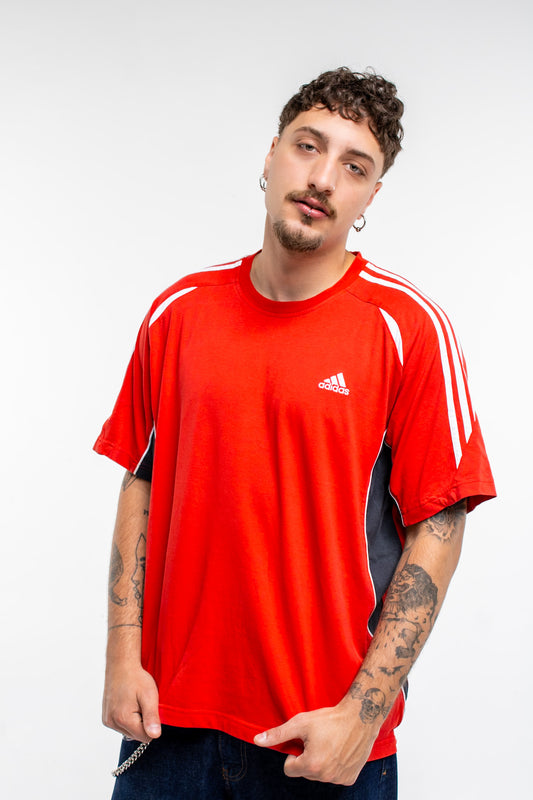 Adidas T-shirt