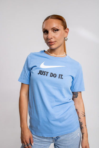 Nike t-shirt