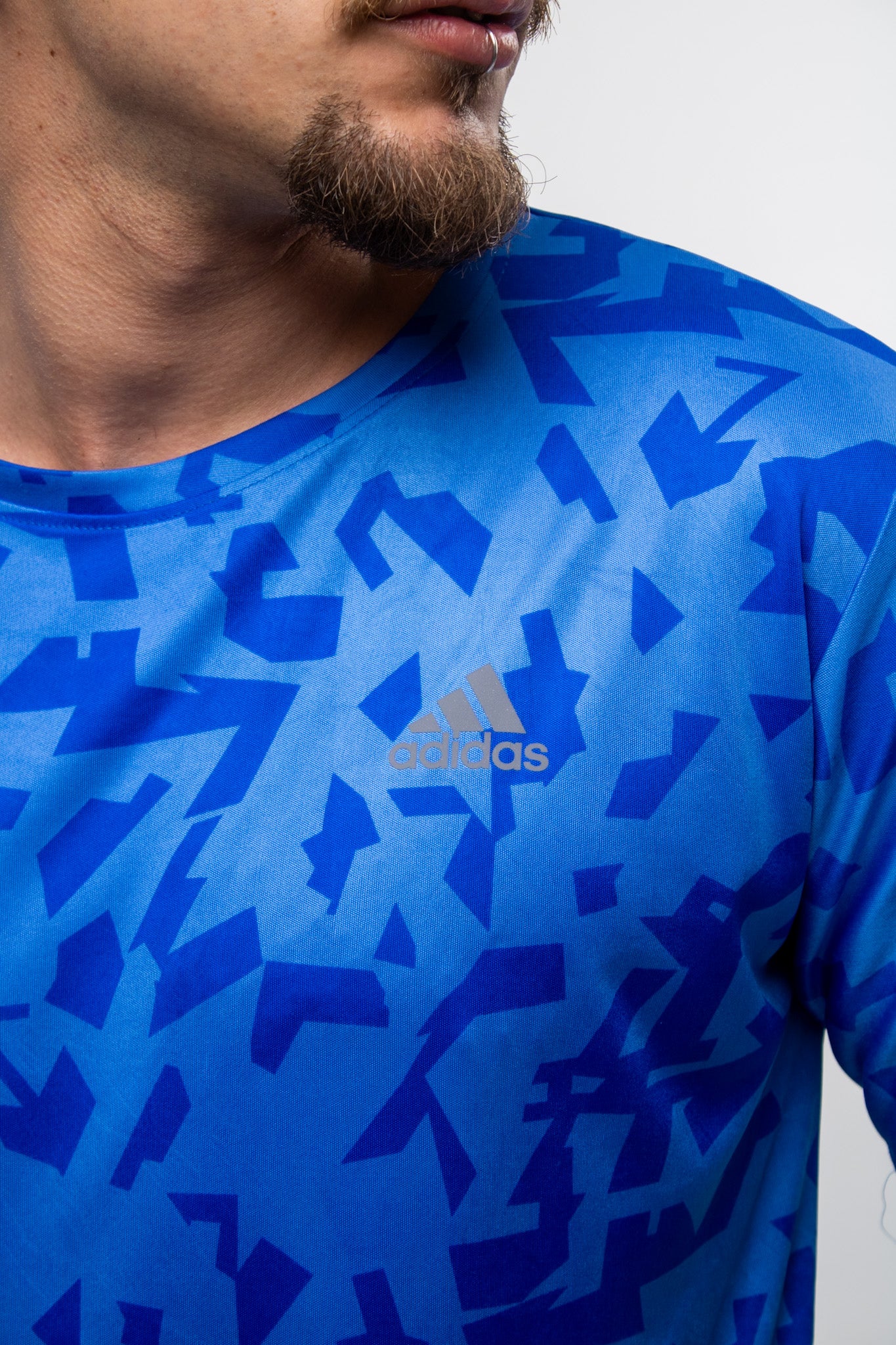 Adidas T-shirt