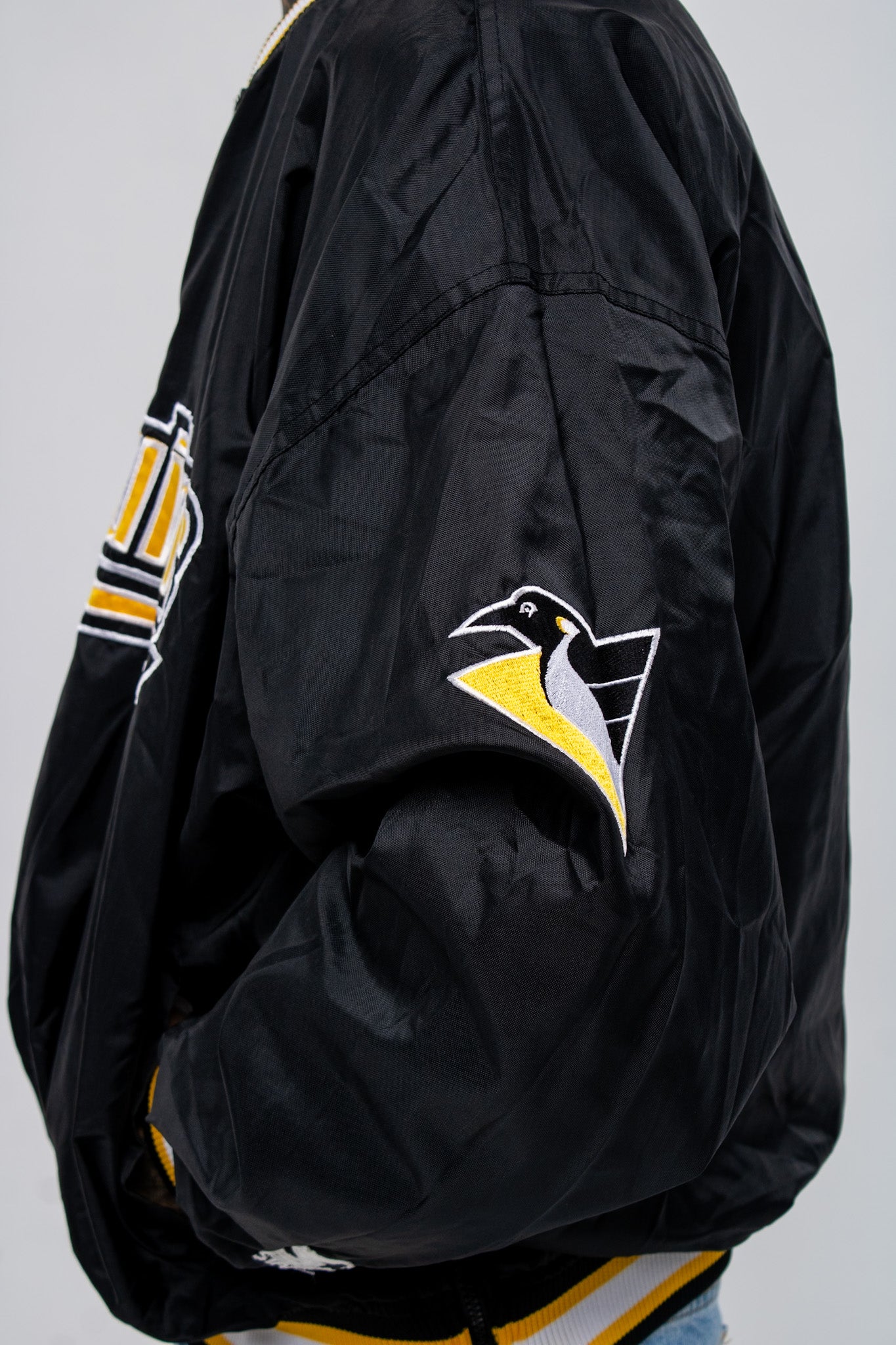 NHL Penguins Windbreaker Sweatshirt