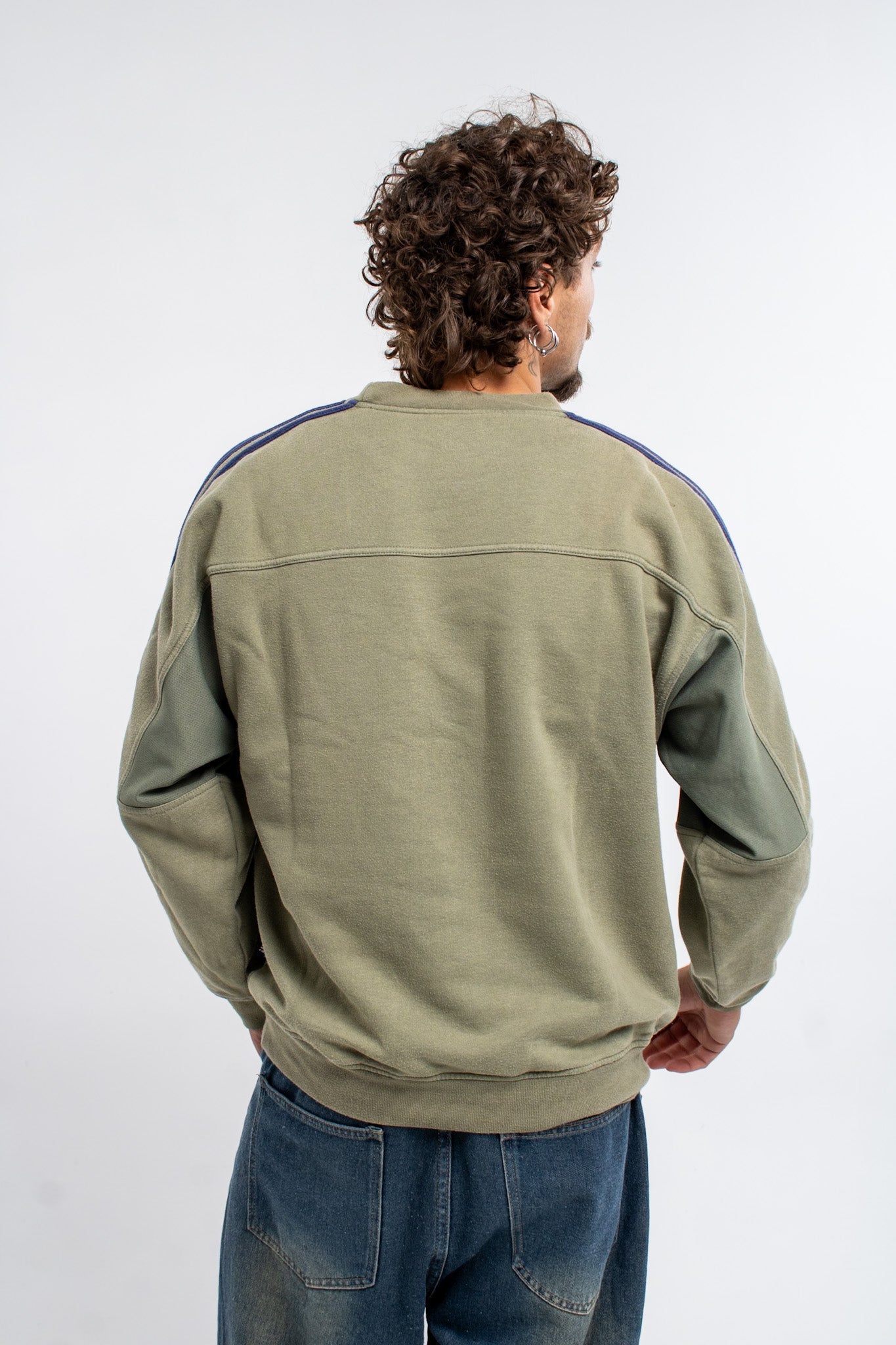 Adidas Sweatshirt