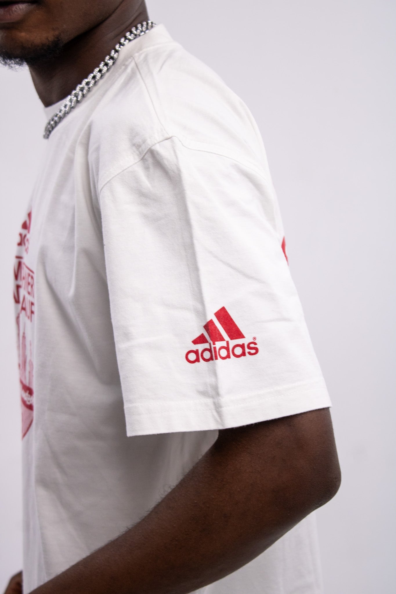 Adidas T-shirt